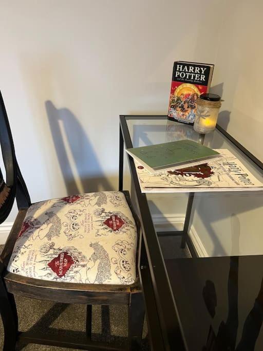Potters Hideout- 2 Bedroom 2 Bathroom Apartment 沃特福德 外观 照片